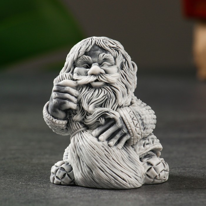 Фигурка «Домовой с веником», 6.5 см