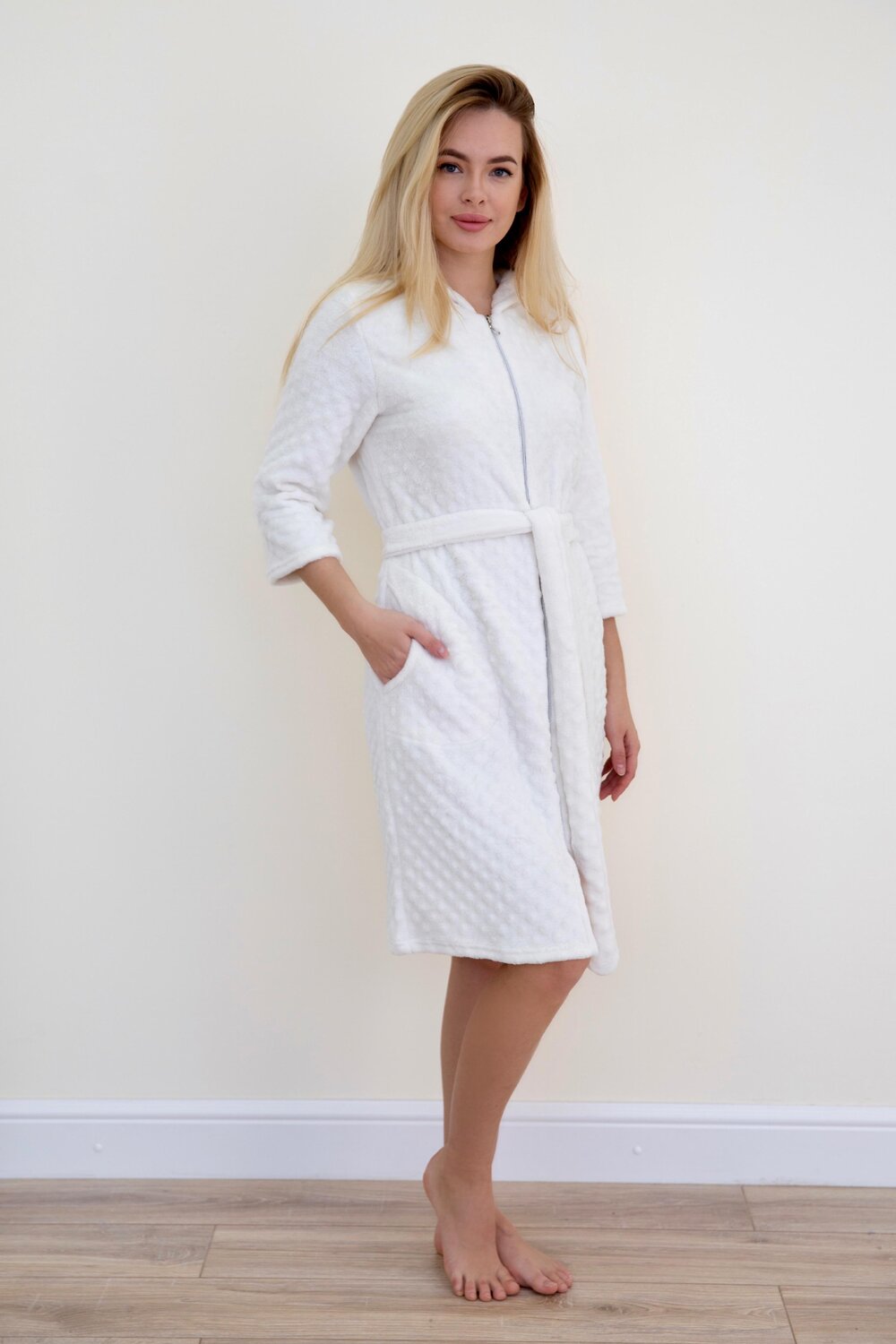 ст. цена1509руб.! Lika Dress Халат 7777Белый