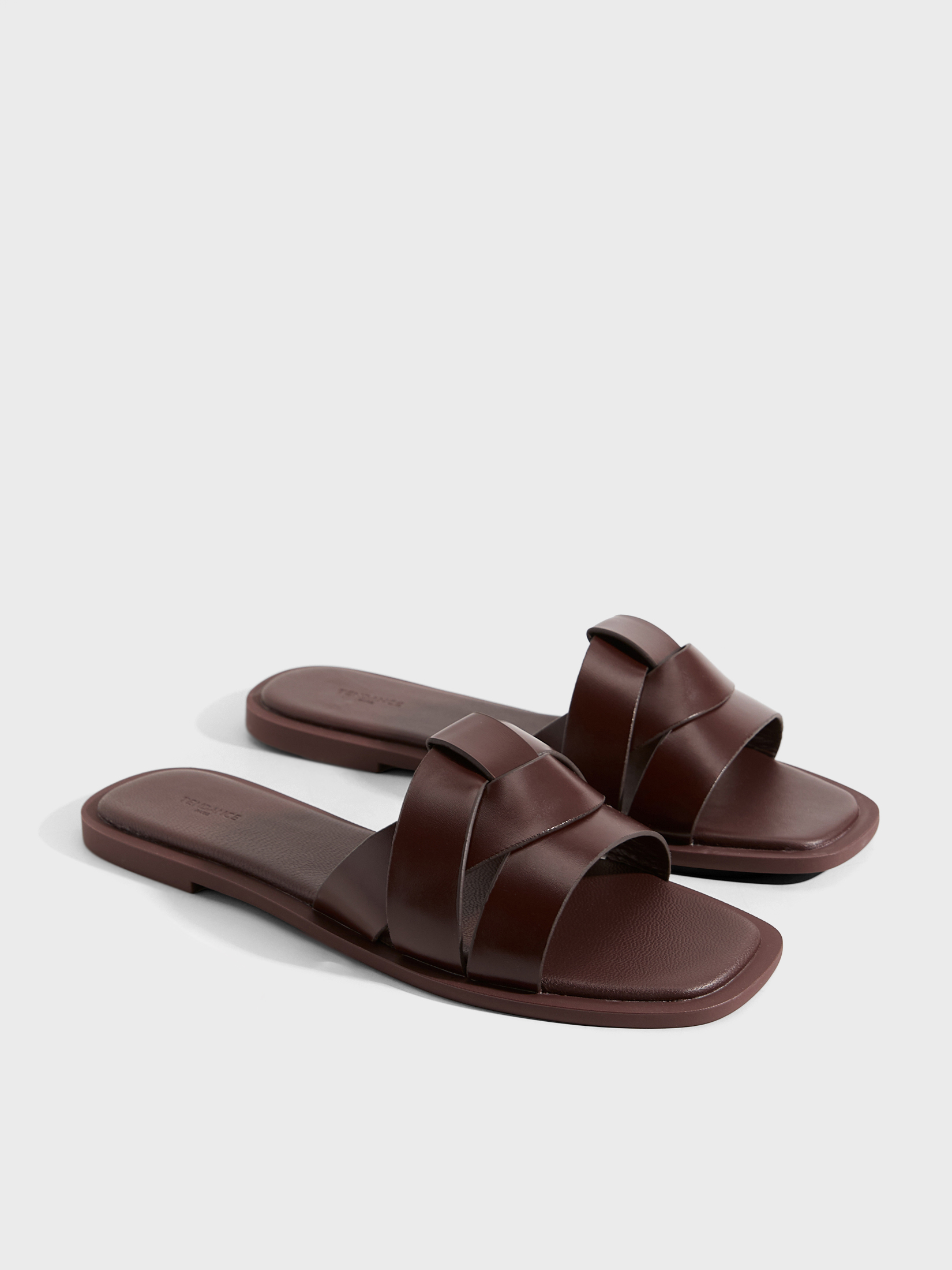 Женские шлепанцы TENDANCE 4883896, каштановый