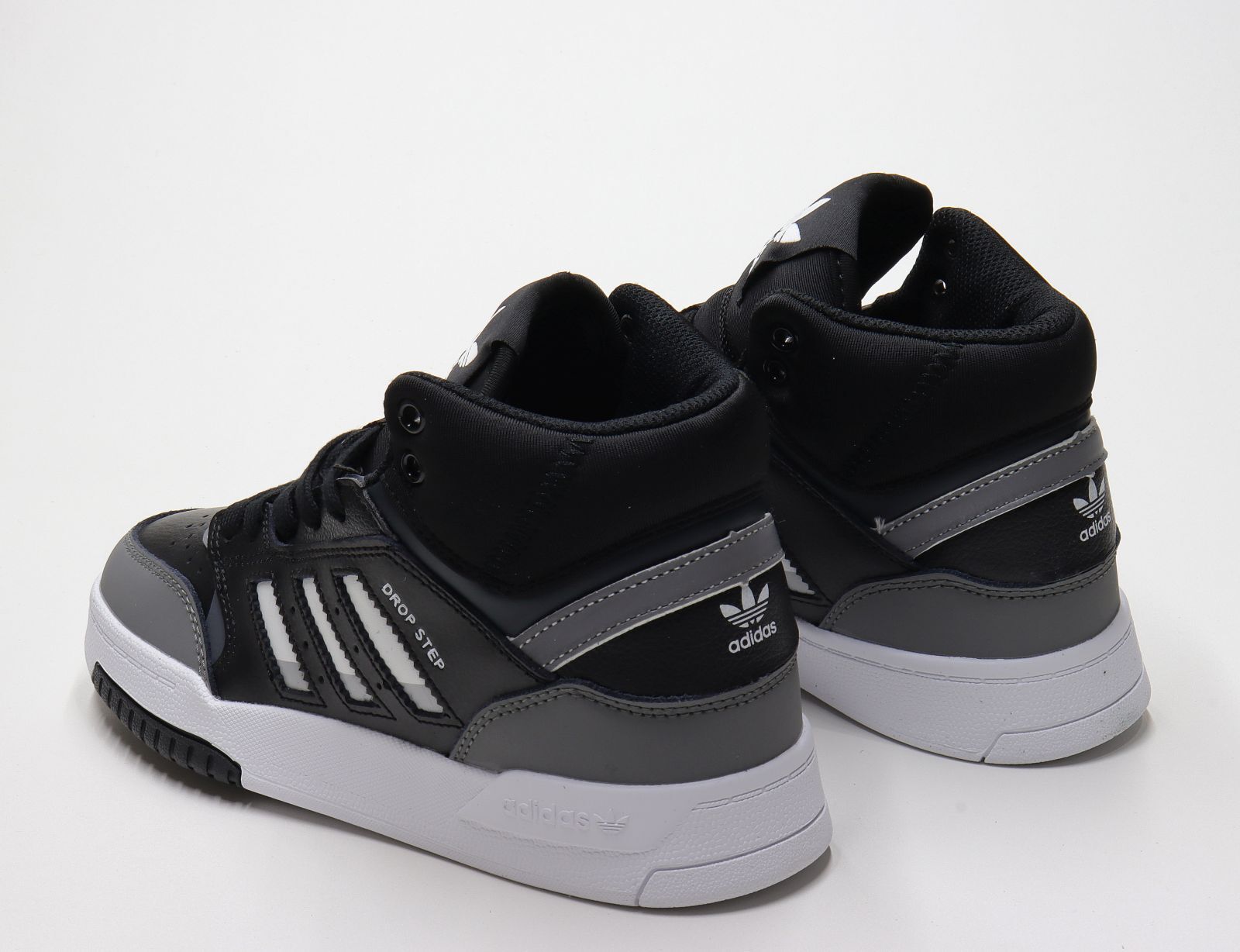 Ст.цена 1863р.Кроссовки Adidas Drop Step (36-41)р. / шт.