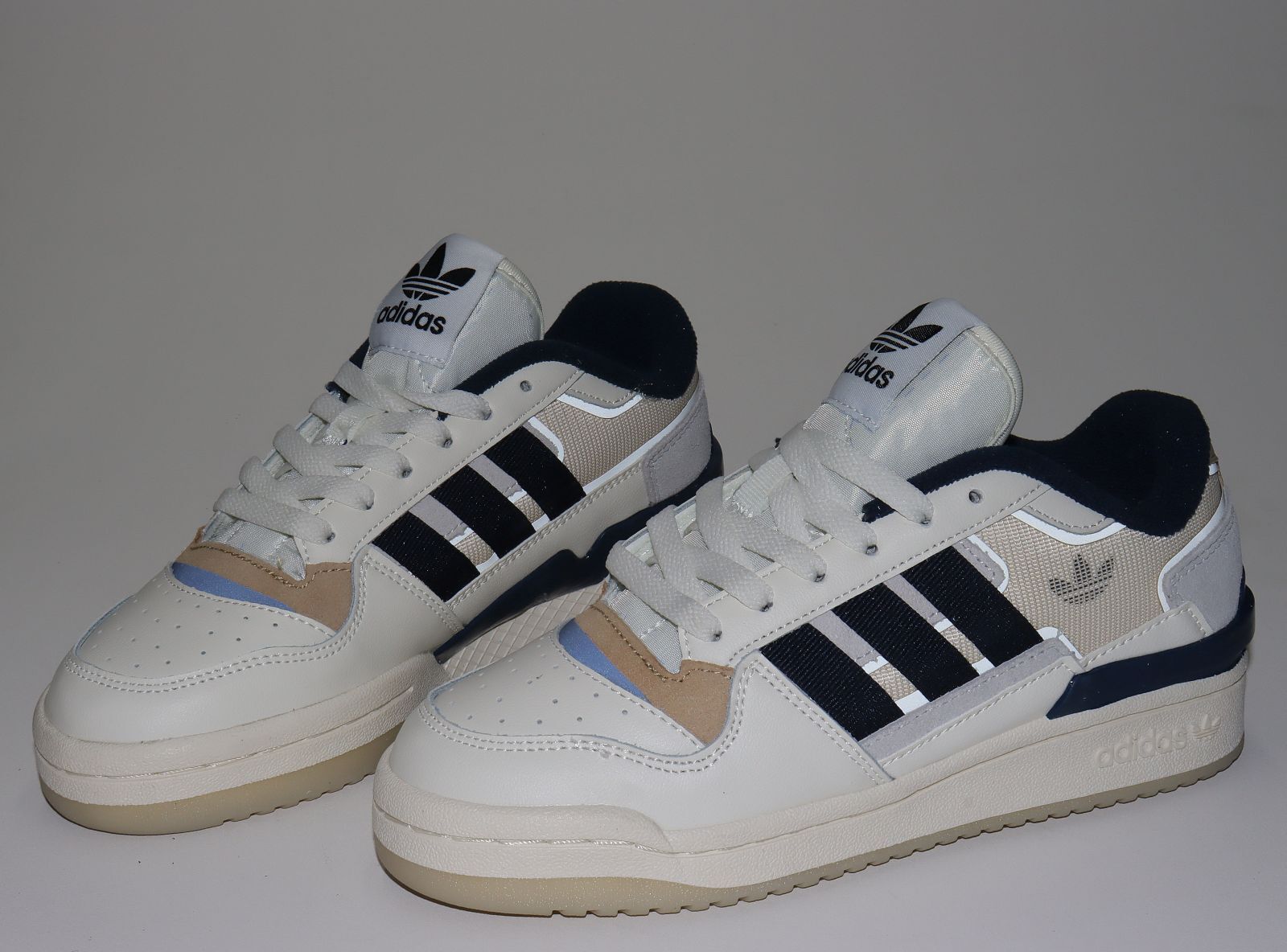 Ст.цена 1863р.Кроссовки Adidas Bad Bunny Forum (36-41)р. / шт.