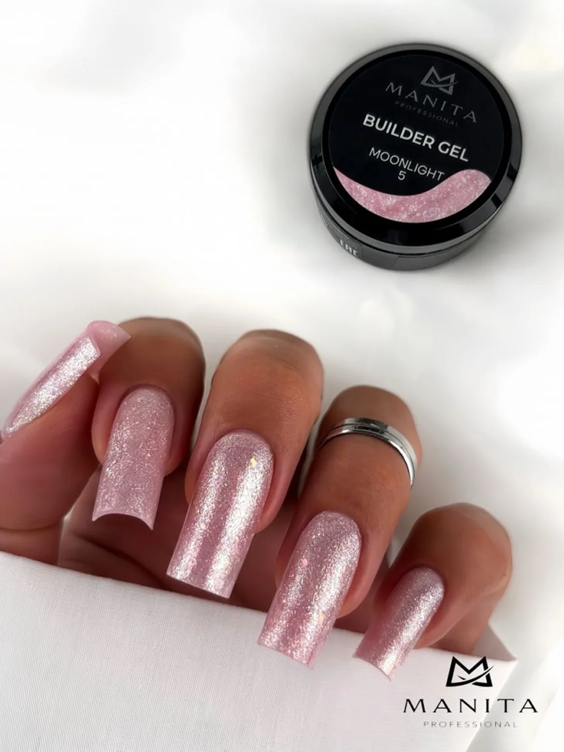 MANITA Гель моделирующий для ногтей с хлопьями юки / Builder Gel Moonlight №05, 15 мл 28228