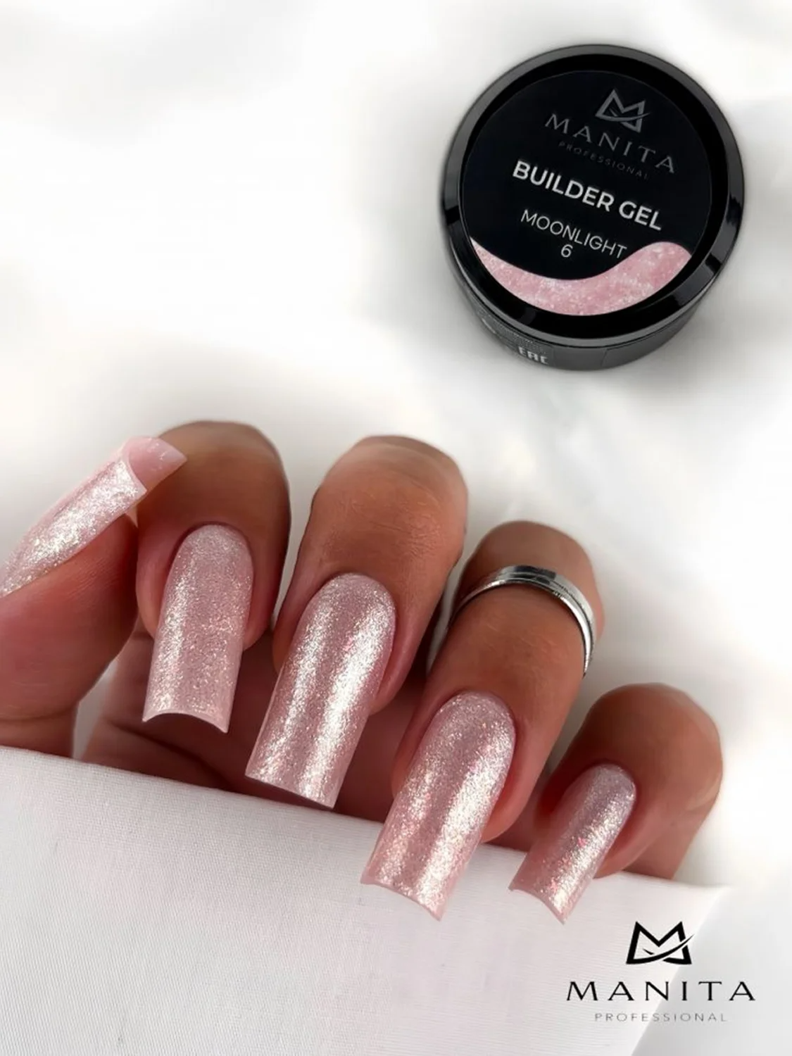 MANITA Гель моделирующий для ногтей с хлопьями юки / Builder Gel Moonlight №06, 15 мл 28229