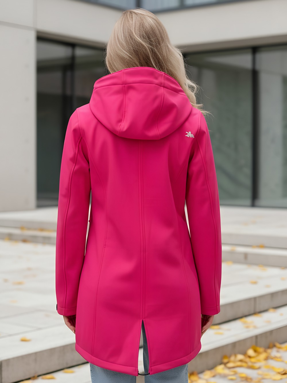 Парка спортивная женская с капюшоном softshell розового цвета 9568R