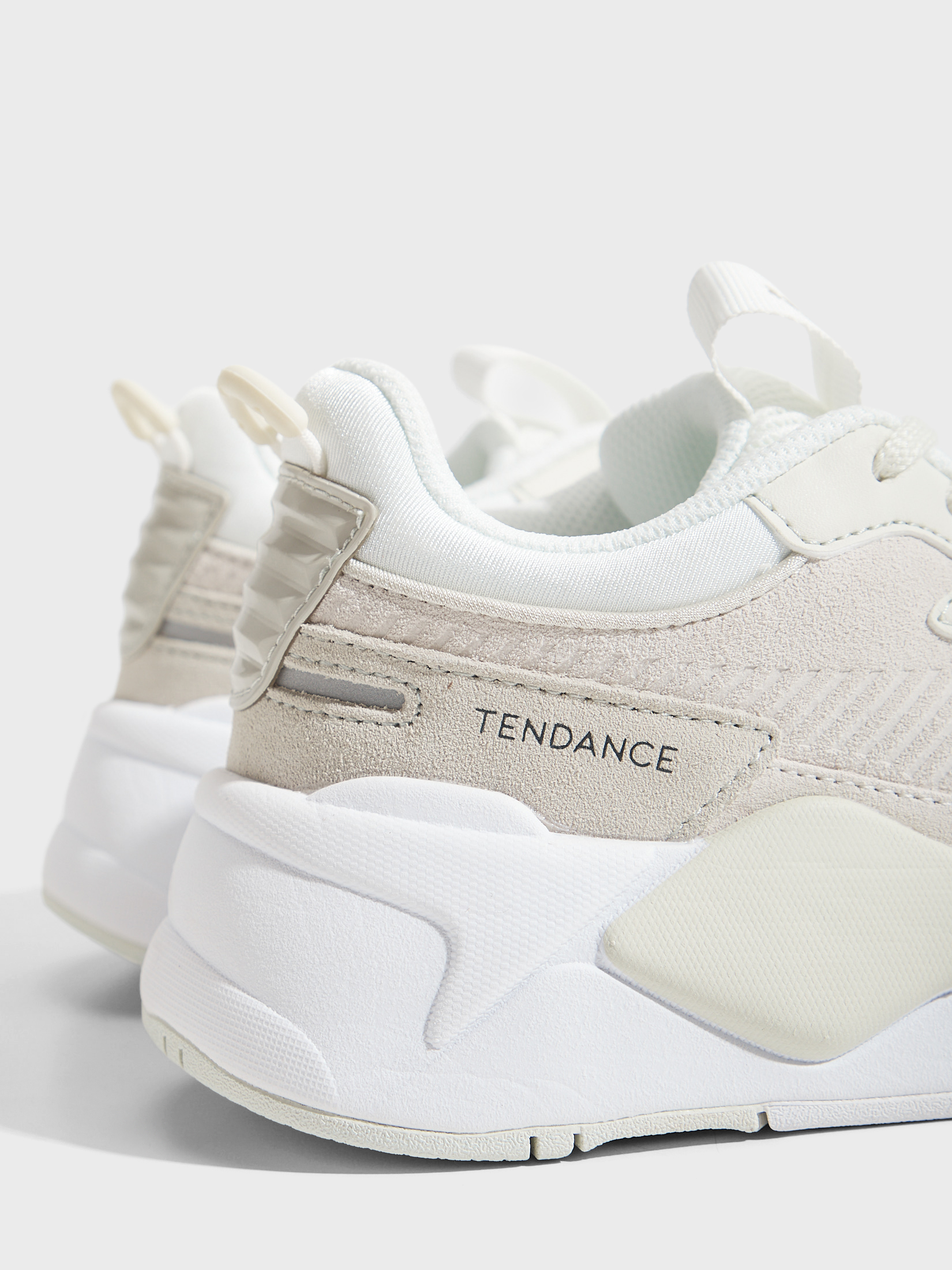 Женские кроссовки TENDANCE