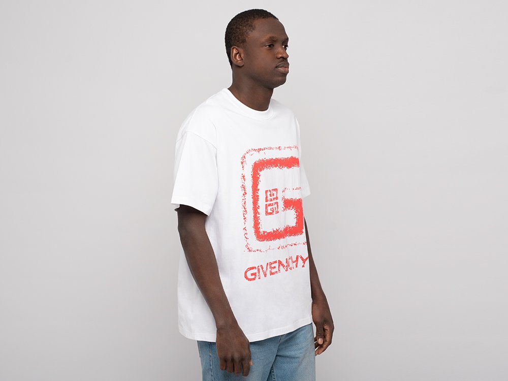 Футболка Givenchy