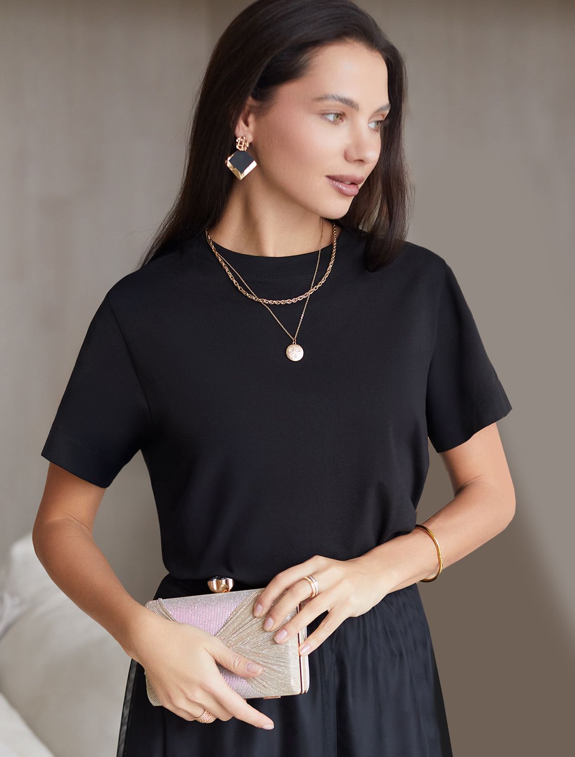 Футболка из облегченного хлопка D49.983 черный