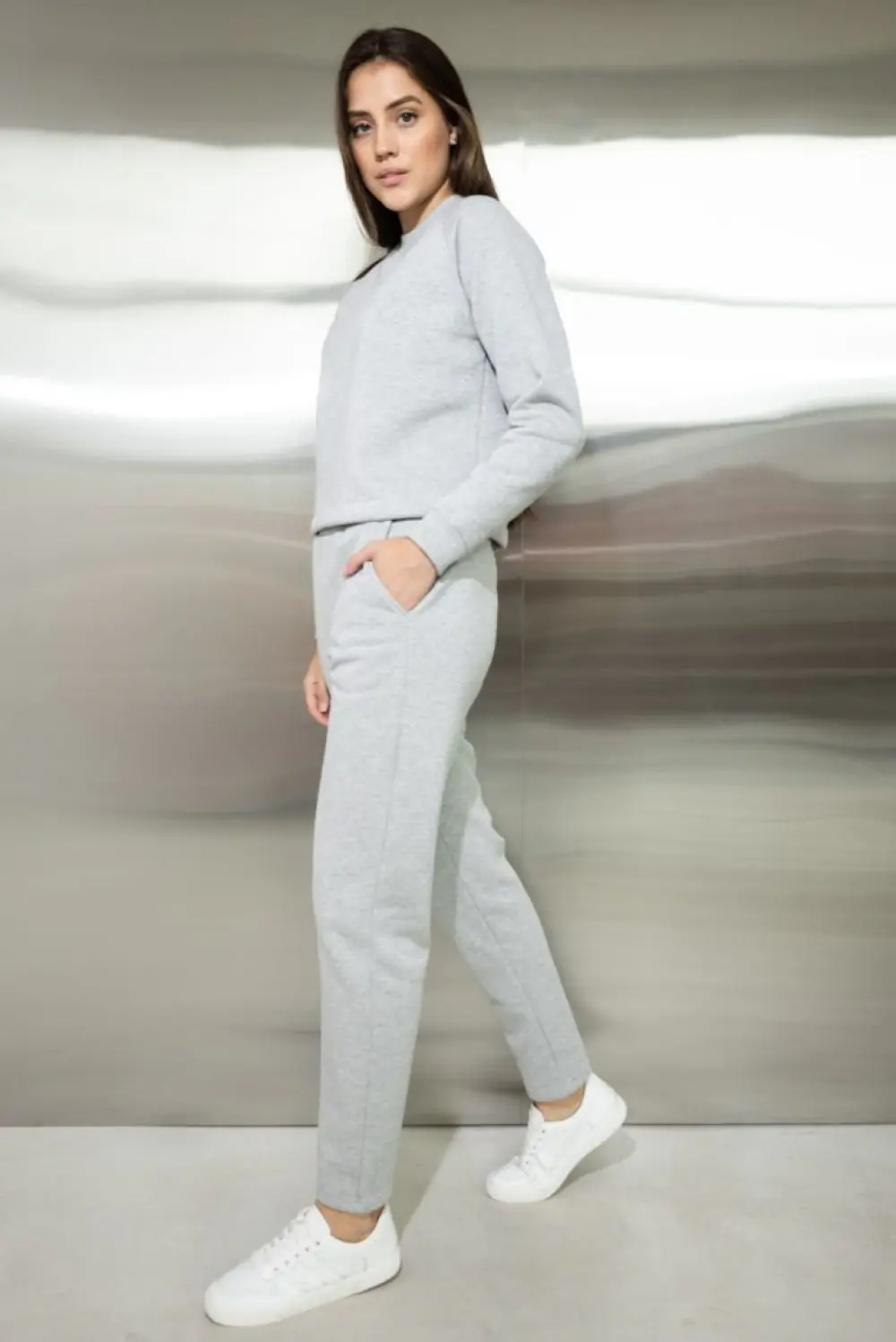 ALMANDO MELADO Брюки женские Outwear/Футер светло-серый