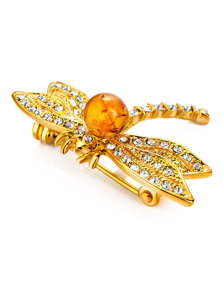 Небольшая изящная брошь в виде стрекозы с натуральным янтарём и кристаллами Beoluna